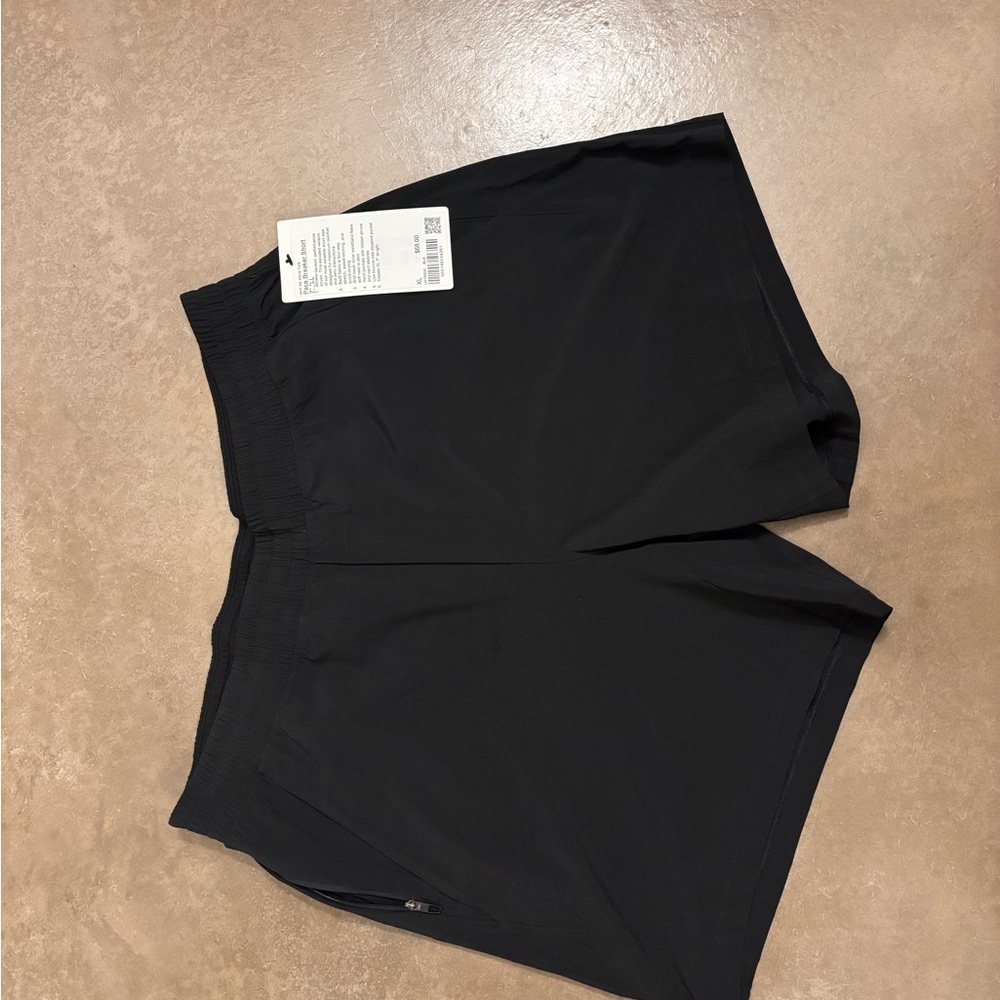NWT Lululemon Pace Breaker Short 7” *LL XL Black